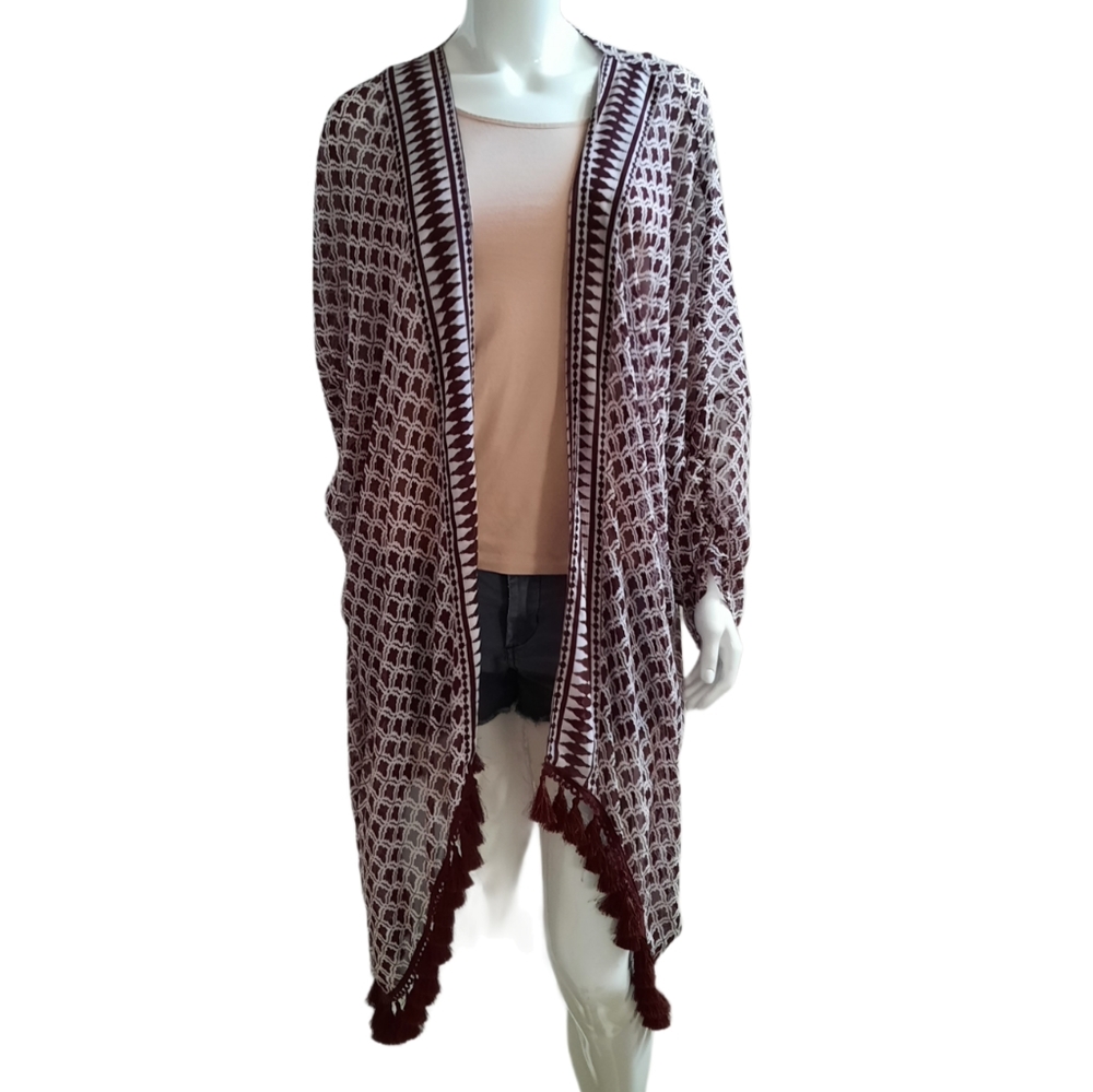Eva Mendes White & Burgundy Fringe Kimono Top OS